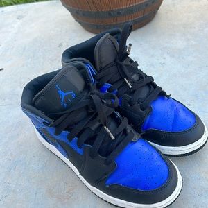 Air Jordan 1 Mid Black/Hyper Royal